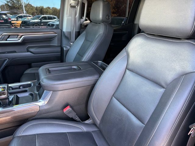 Used 2022 Chevrolet Silverado 1500 LT AWD/4WD image 19
