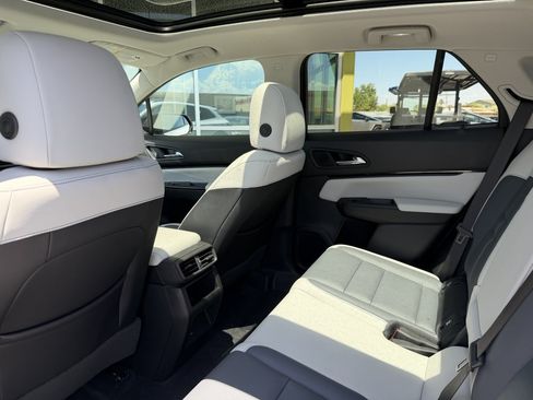 Used 2024 Honda Prologue Touring image 34