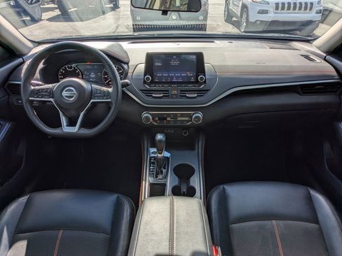 Used 2022 Nissan Altima 2.5 SR image 15