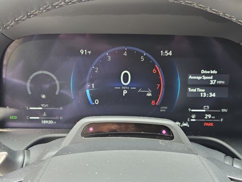 Used 2025 Lexus GX 550 w/ Accessory Package (2T) AWD/4WD image 21