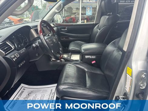 Used 2014 Lexus LX 570 4WD image 9
