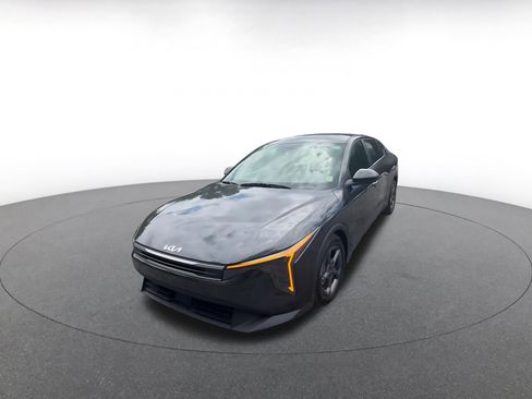 Used 2025 Kia K4 FWD image 7