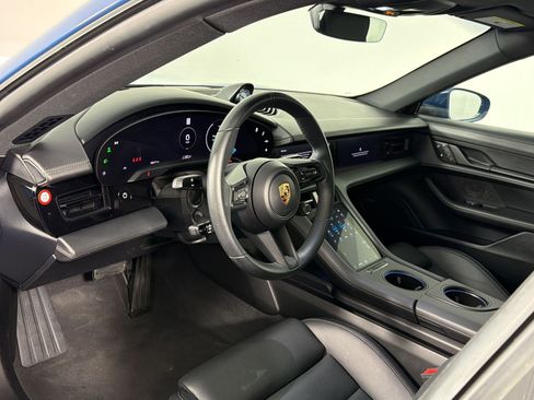 Certified 2024 Porsche Taycan 4 Cross Turismo AWD/4WD image 4