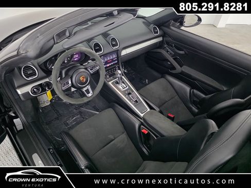 Used 2022 Porsche 718 Boxster Spyder RWD image 18