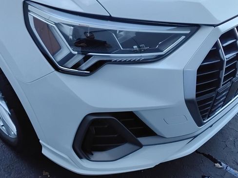 Certified 2025 Audi Q3 2.0T Premium w/ Convenience Package image 7