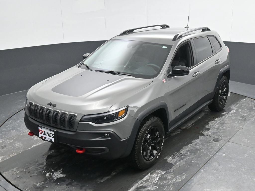 Used 2023 Jeep Cherokee Trailhawk w/ Trailer Tow Group AWD/4WD image 41
