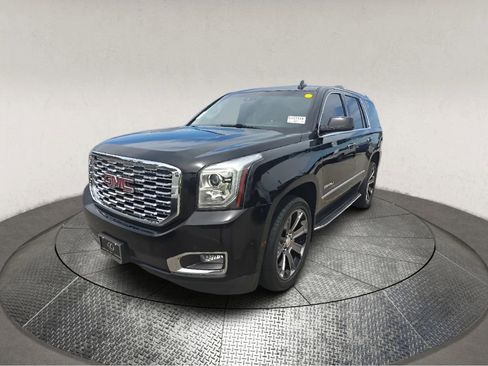 Used 2018 GMC Yukon Denali w/ Open Road Package AWD/4WD image 3