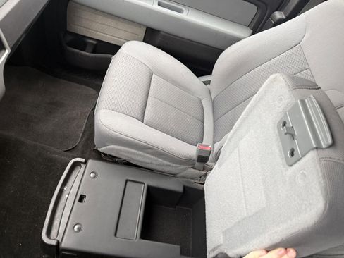 Used 2012 Ford F150 XLT w/ XLT Chrome Pkg image 8