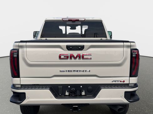 New 2026 GMC Sierra 2500 AT4 w/ AT4 Premium Plus Package image 4