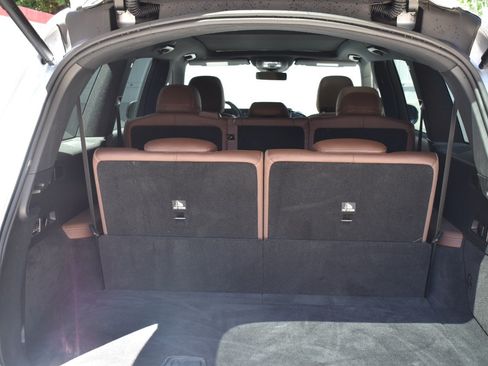Used 2025 Mercedes-Benz GLS 450 4MATIC w/ AMG Line Exterior image 44