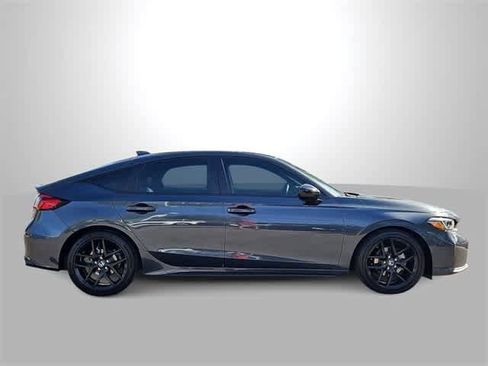 Used 2025 Honda Civic Sport image 9