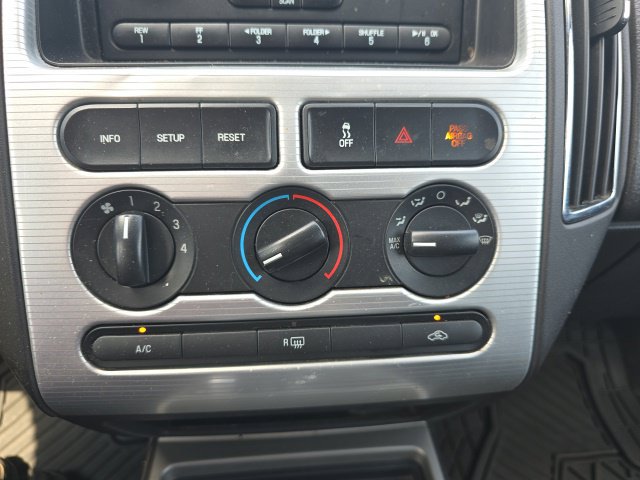 Used 2010 Ford Edge SEL AWD/4WD image 15