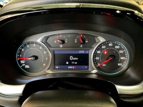 Used 2022 Chevrolet Traverse LT image 26