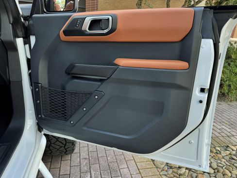 Used 2025 Ford Bronco Outer Banks AWD/4WD image 33