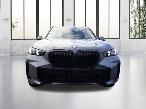 Used 2026 BMW X5 xDrive40i w/ M Sport Package image 8