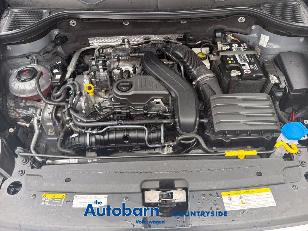 Certified 2023 Volkswagen Taos SE w/ Panoramic Sunroof Package AWD/4WD image 29