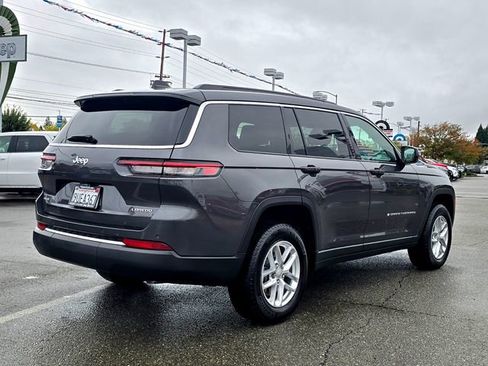 Used 2025 Jeep Grand Cherokee L Laredo w/ Luxury Tech Group I image 4