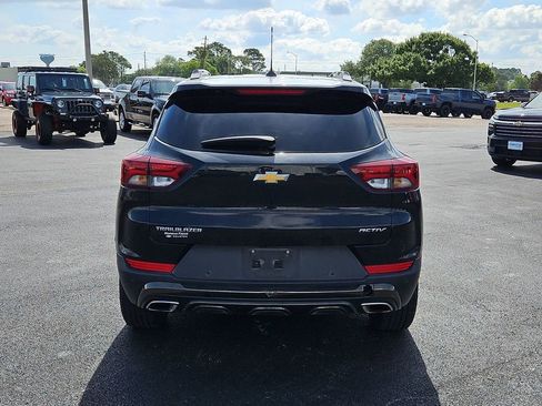 Used 2021 Chevrolet TrailBlazer ACTIV w/ Technology Package FWD image 16
