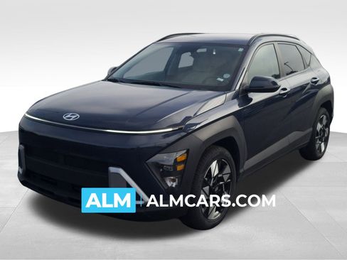 Used 2025 Hyundai Kona SEL image 1