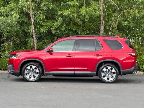 New 2026 Honda Pilot Elite image 3