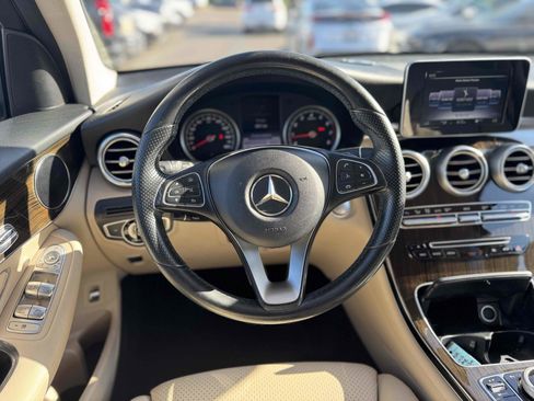 Used 2016 Mercedes-Benz GLC 300 image 19