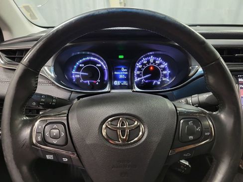 Used 2014 Toyota Avalon Limited w/ Technology Package FWD image 15