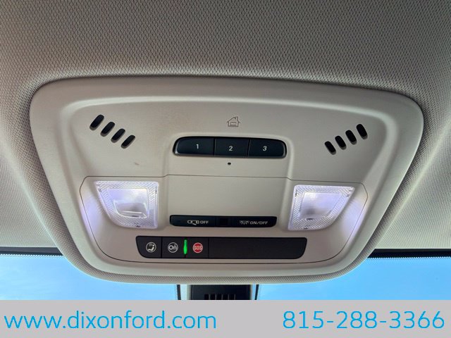 Used 2020 Chevrolet Traverse LT AWD/4WD image 18