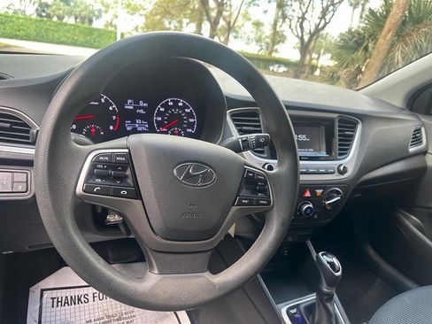 Used 2021 Hyundai Accent SE image 26