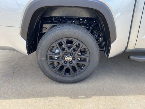 New 2026 Toyota Tundra SR5 AWD/4WD image 19