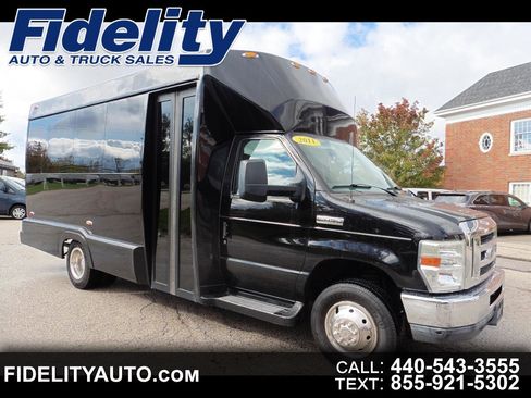 Used 2011 Ford E-450 and Econoline 450 Super Duty w/ Shuttle Bus Prep Pkg image 1