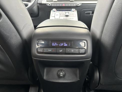 Used 2024 Hyundai Palisade SEL FWD image 20