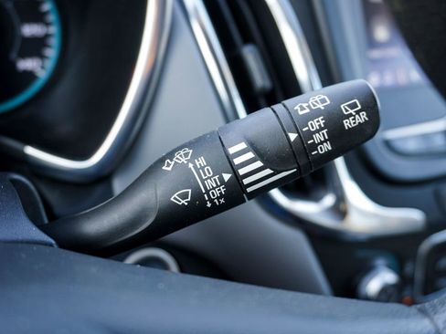 Used 2023 Chevrolet Equinox LS image 22