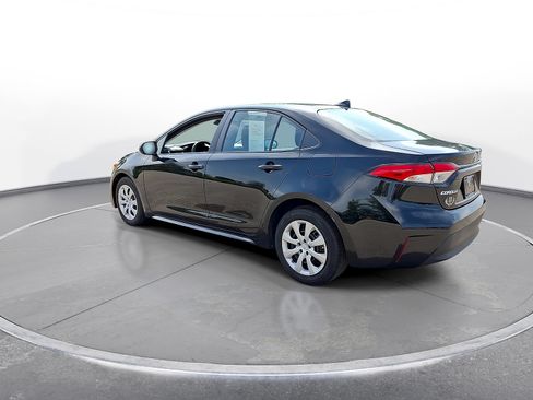 Used 2024 Toyota Corolla LE FWD image 6