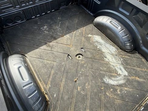 Used 2024 Ford F250 Lariat w/ Sport Appearance Package image 9