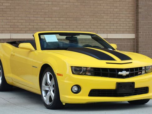 Used 2011 Chevrolet Camaro SS w/ RS Package RWD image 8