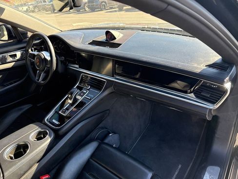Used 2020 Porsche Panamera 4S image 15