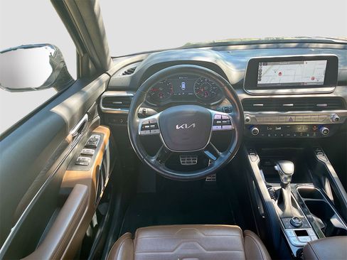 Used 2022 Kia Telluride SX w/ SX Prestige Package image 24