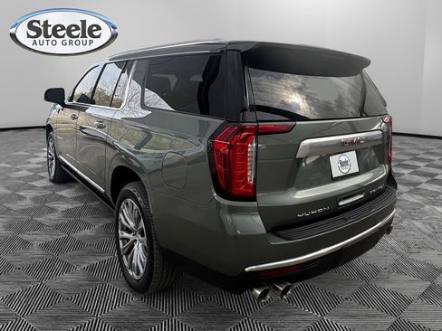Used 2023 GMC Yukon XL Denali image 3