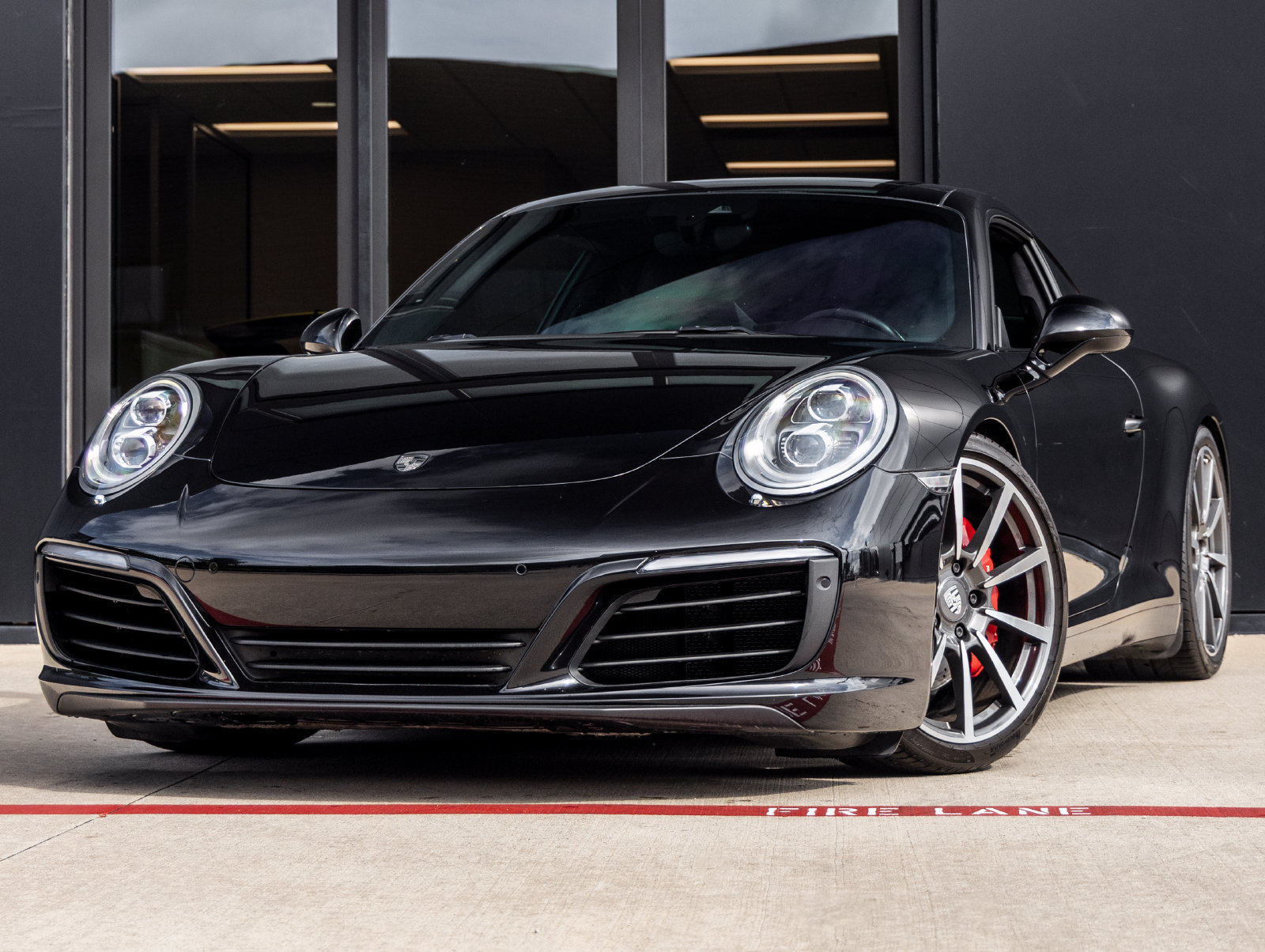 Used 2017 Porsche 911 Carrera S RWD image 1
