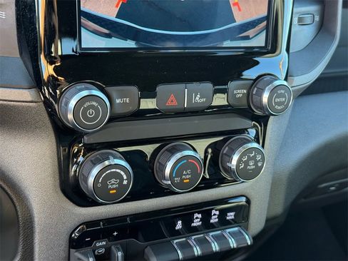 Used 2025 RAM 1500 Tradesman image 31