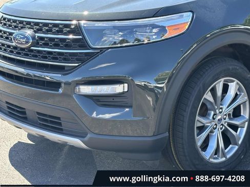 Used 2022 Ford Explorer XLT w/ Equipment Group 202A AWD/4WD image 6