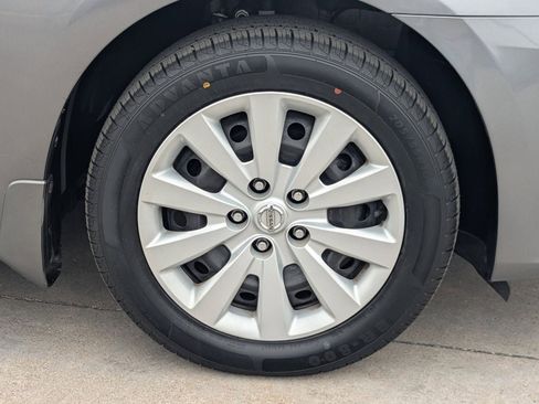 Used 2019 Nissan Sentra S FWD image 7