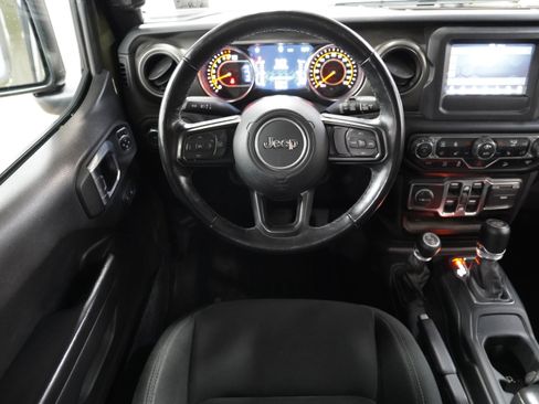Used 2021 Jeep Wrangler Unlimited Sport AWD/4WD image 12