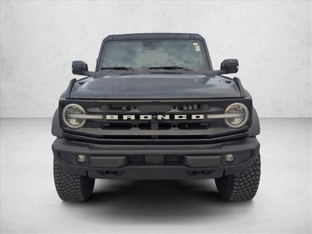 Used 2023 Ford Bronco Outer Banks w/ Sasquatch Package AWD/4WD image 2
