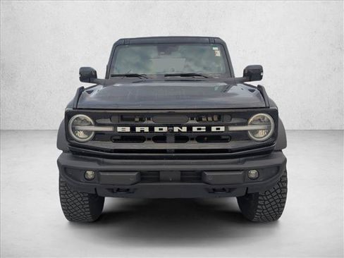 Used 2023 Ford Bronco Outer Banks w/ Sasquatch Package AWD/4WD image 2