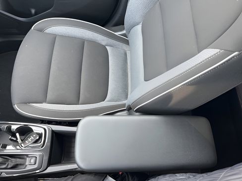 Used 2023 Chevrolet TrailBlazer LT w/ Convenience Package image 16