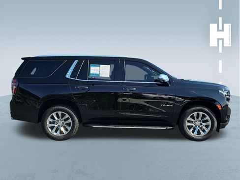 Used 2021 Chevrolet Tahoe Premier w/ Premium Package AWD/4WD image 3