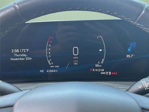 Used 2024 Cadillac XT4 Premium Luxury image 27