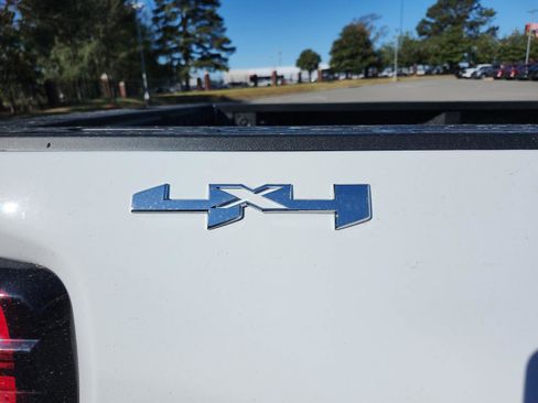 New 2026 GMC Sierra 3500 SLE image 9