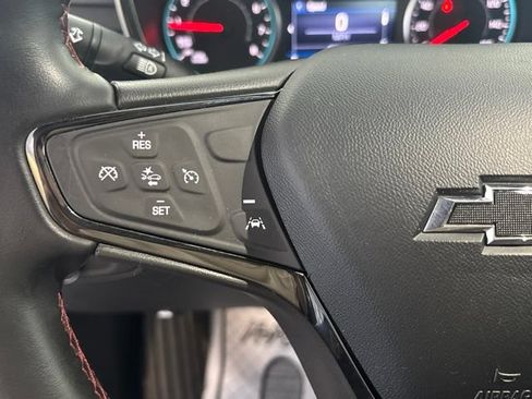 Used 2023 Chevrolet Equinox RS AWD/4WD image 17